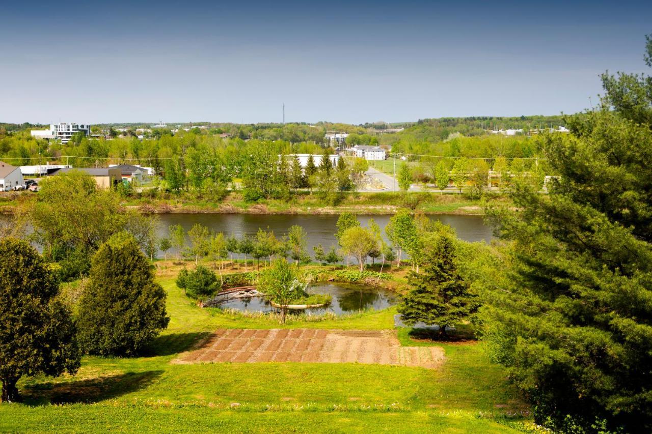 Hebergement "La Maison En Bois Rond" Sainte-Marie Luaran gambar
