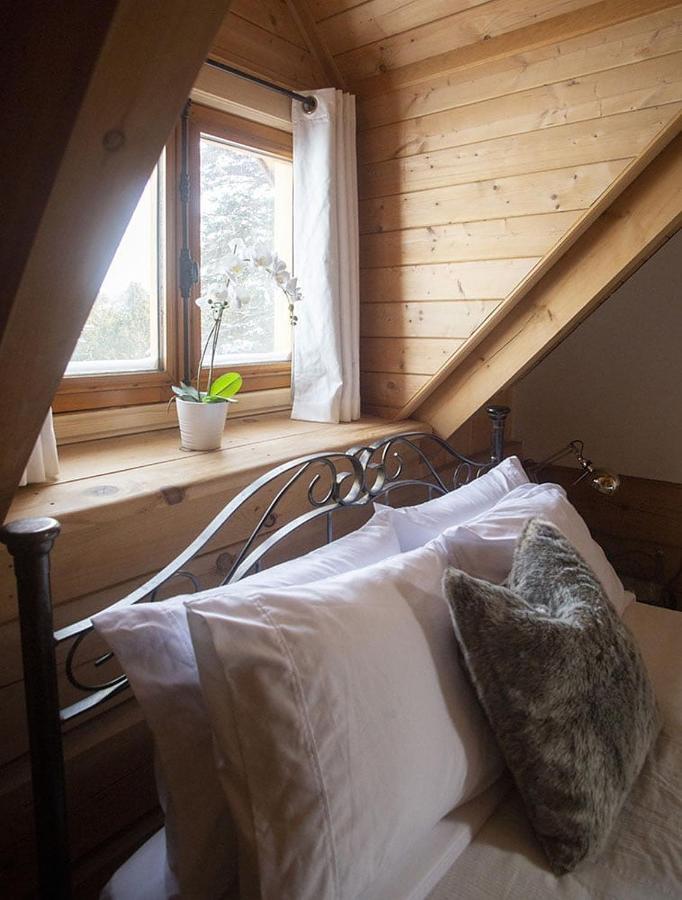 Hebergement "La Maison En Bois Rond" Sainte-Marie Luaran gambar