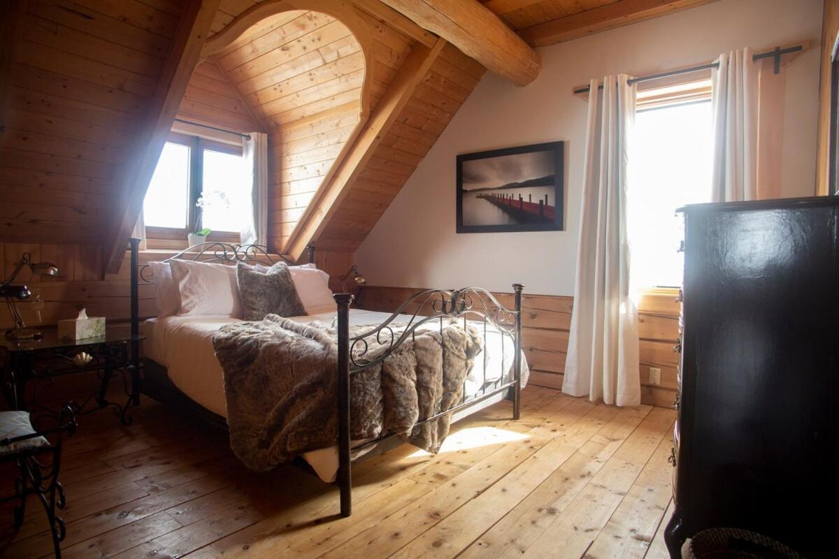 Hebergement "La Maison En Bois Rond" Sainte-Marie Bilik gambar